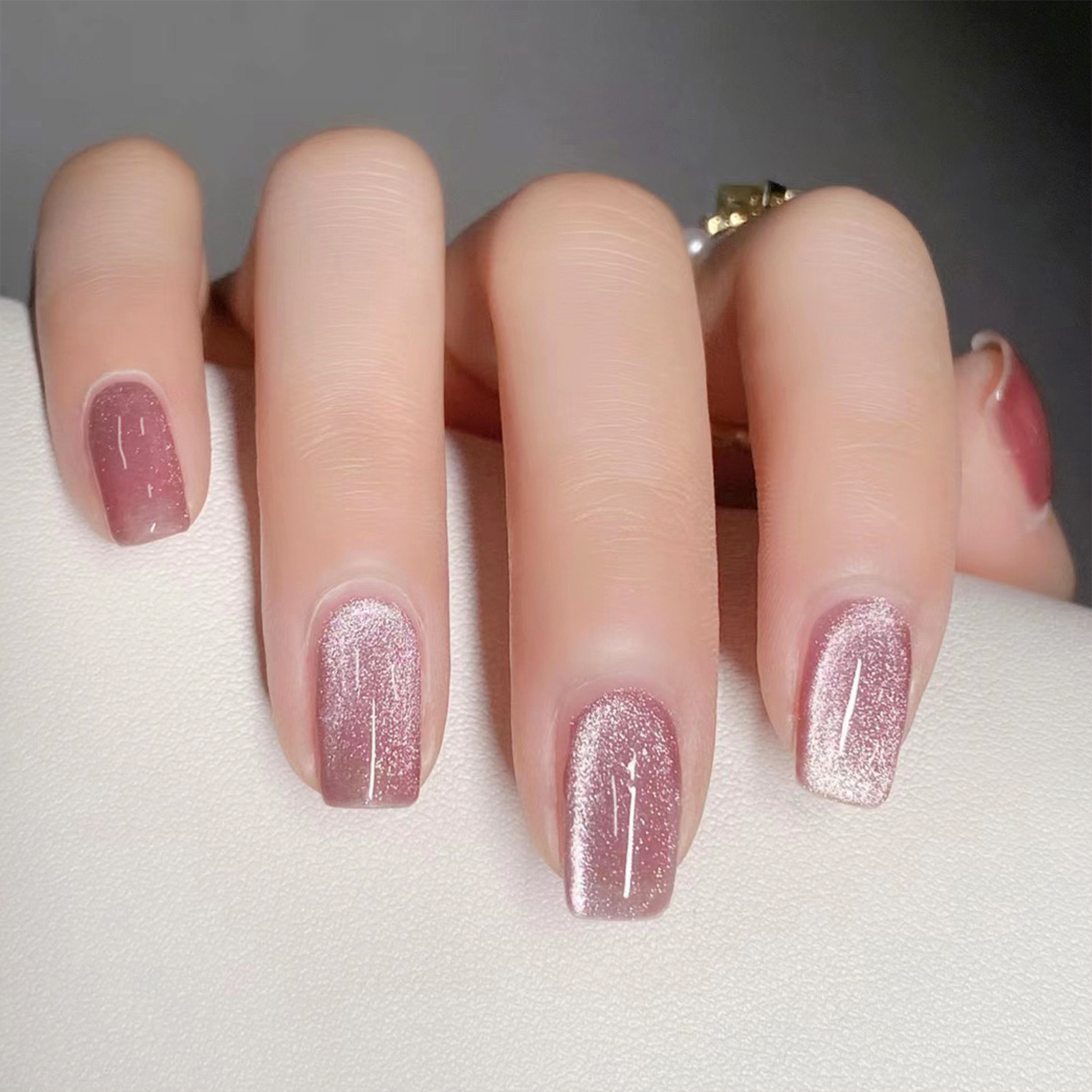 Nail Art Cat Eye Pink - 24 Stück rosa glänzende Pressnägel, Katzenauge,