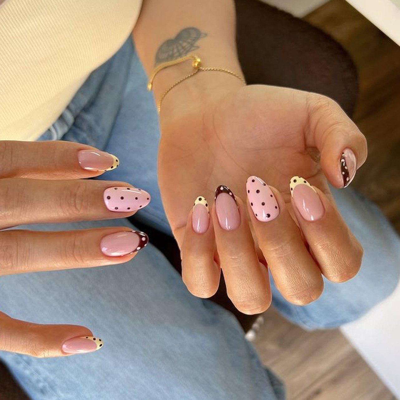 Nail Art Pink - 24-teiliges Set Mandel-Kunstnägel mit Polka Dots,